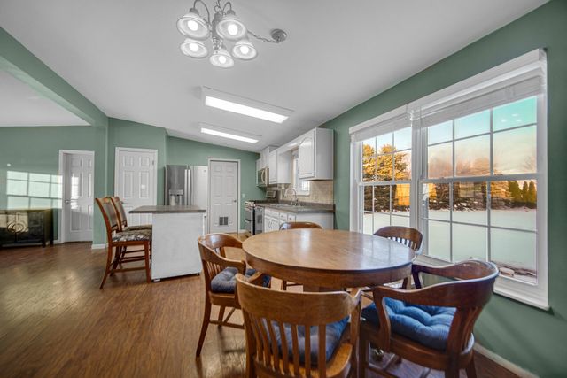 213 N 450 E, Valparaiso, IN 46383