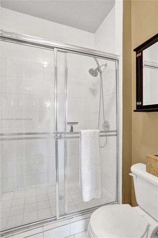 4909 Schooner Drive, Fort Lauderdale, FL 33312