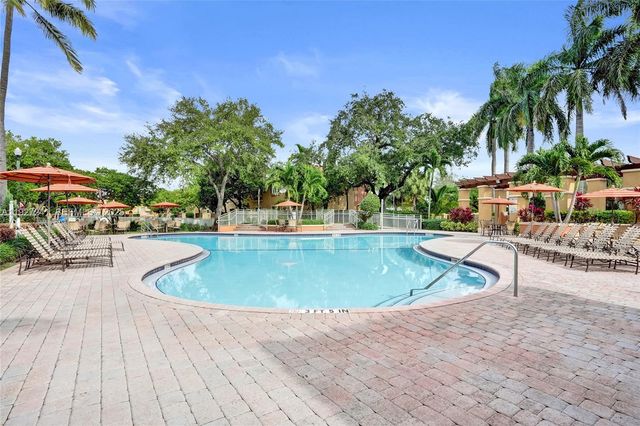 4909 Schooner Drive, Fort Lauderdale, FL 33312