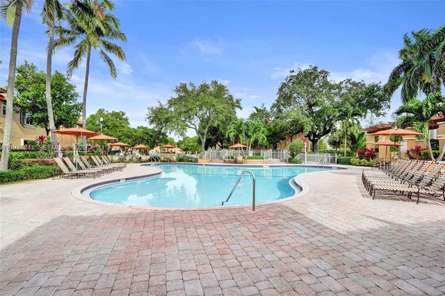 4909 Schooner Drive, Fort Lauderdale, FL 33312