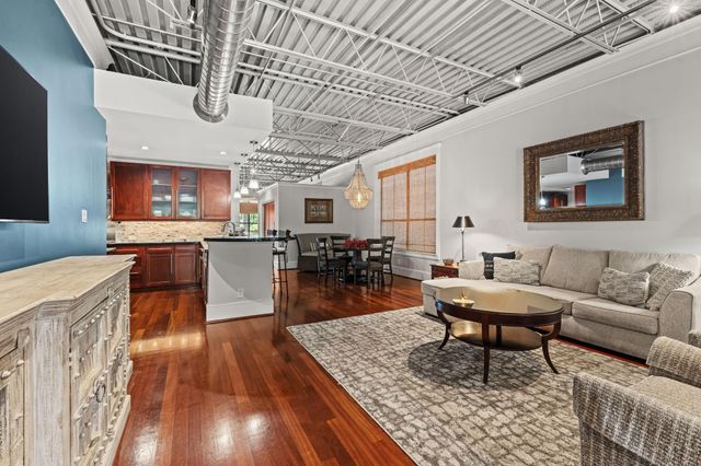 1716 Washington Avenue D, Houston, TX 77007