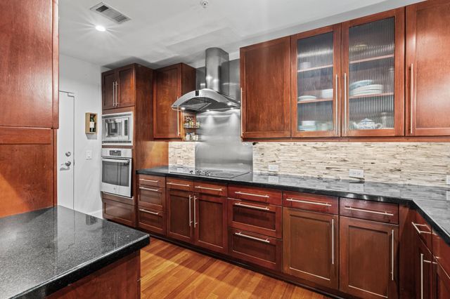 1716 Washington Avenue D, Houston, TX 77007