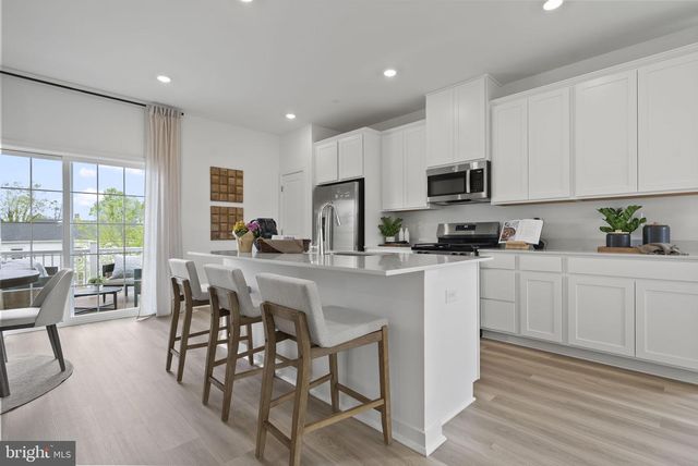 124 WASHINGTON ST N, Hammonton, NJ 08037