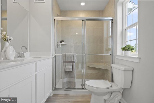 124 WASHINGTON ST N, Hammonton, NJ 08037