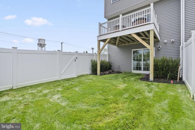 124 WASHINGTON ST N, Hammonton, NJ 08037