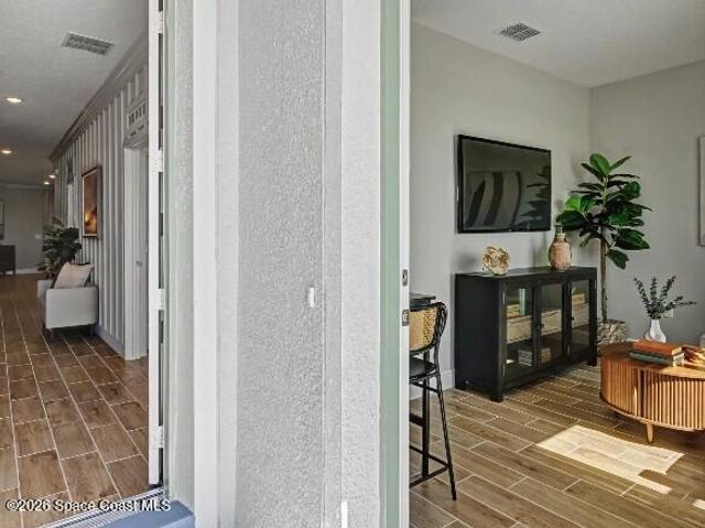5105 Madras Drive NW, Palm Bay, FL 32907