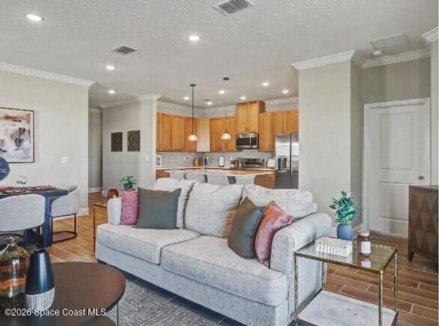 5105 Madras Drive NW, Palm Bay, FL 32907