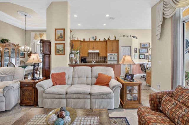 7276 DEMEDICI Circle, Delray Beach, FL 33446
