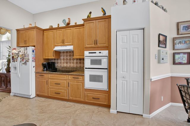 7276 DEMEDICI Circle, Delray Beach, FL 33446