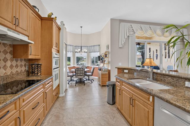 7276 DEMEDICI Circle, Delray Beach, FL 33446