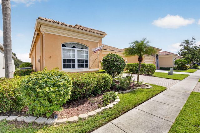 7276 DEMEDICI Circle, Delray Beach, FL 33446