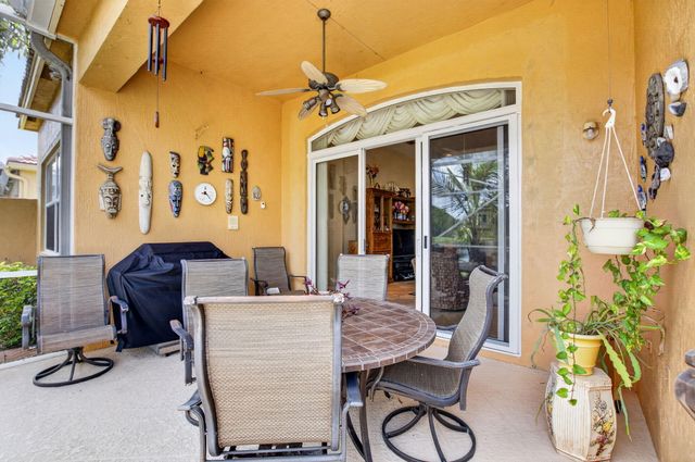 7276 DEMEDICI Circle, Delray Beach, FL 33446