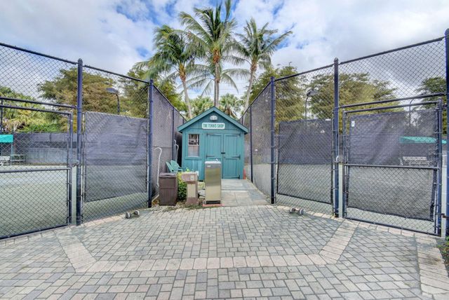 7276 DEMEDICI Circle, Delray Beach, FL 33446