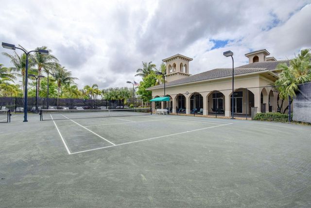 7276 DEMEDICI Circle, Delray Beach, FL 33446