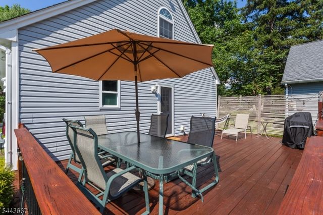 21 Louis Ave, West Milford Twp., NJ 07480