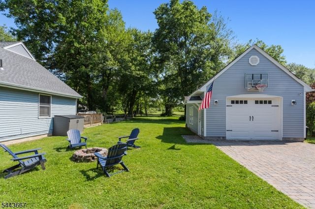 21 Louis Ave, West Milford Twp., NJ 07480