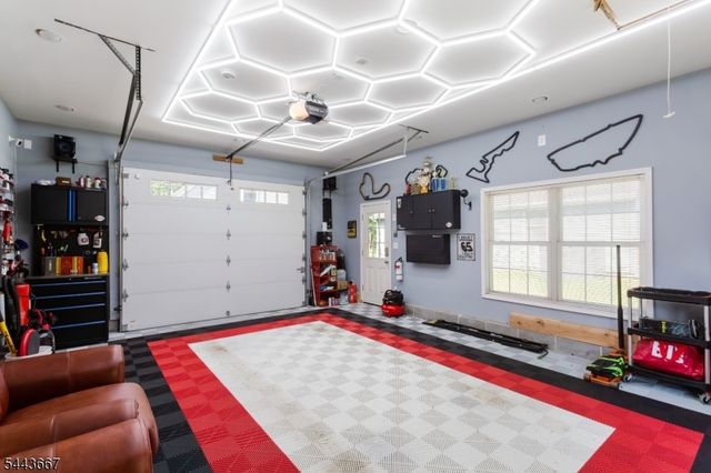 21 Louis Ave, West Milford Twp., NJ 07480