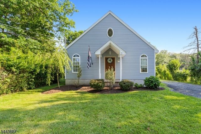 21 Louis Ave, West Milford Twp., NJ 07480