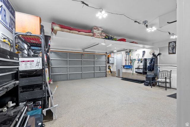 1593 W 1550 S, Woods Cross, UT 84087