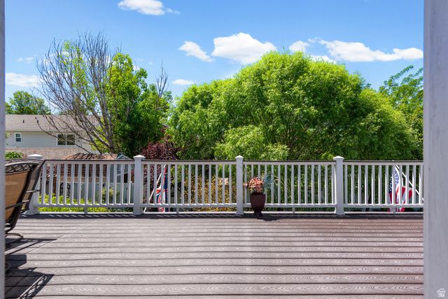 1593 W 1550 S, Woods Cross, UT 84087