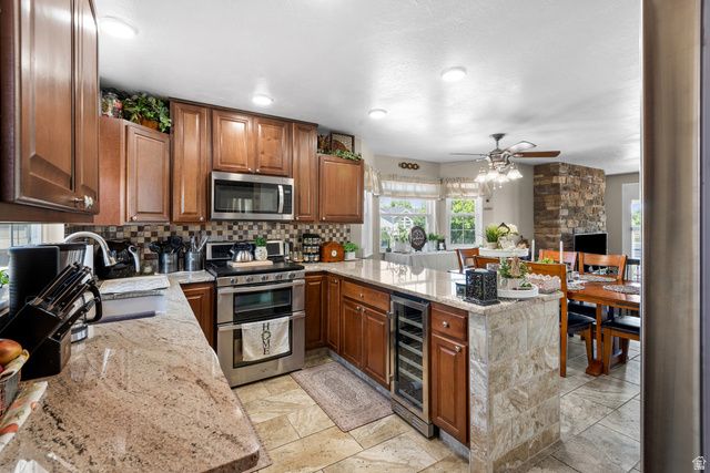 1593 W 1550 S, Woods Cross, UT 84087