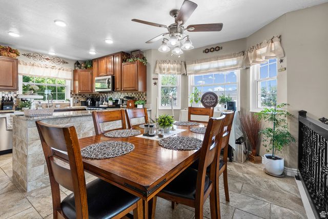 1593 W 1550 S, Woods Cross, UT 84087