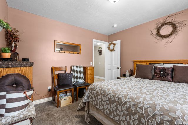 1593 W 1550 S, Woods Cross, UT 84087