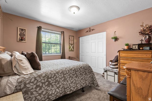 1593 W 1550 S, Woods Cross, UT 84087