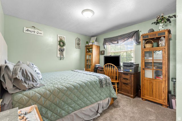 1593 W 1550 S, Woods Cross, UT 84087