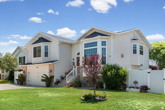 1593 W 1550 S, Woods Cross, UT 84087