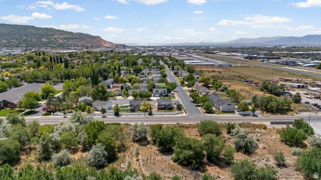 1593 W 1550 S, Woods Cross, UT 84087