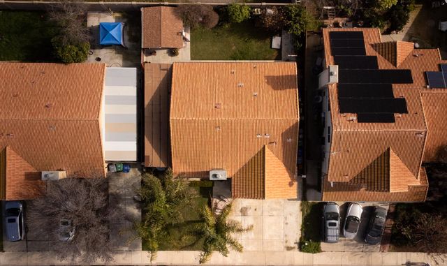 146 Toscano Ct, Los Banos, CA 93635