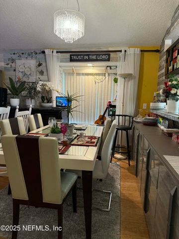 6881 MORSE OAKS Drive, Jacksonville, FL 32244