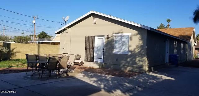 1627 E EARLL Drive, Phoenix, AZ 85016