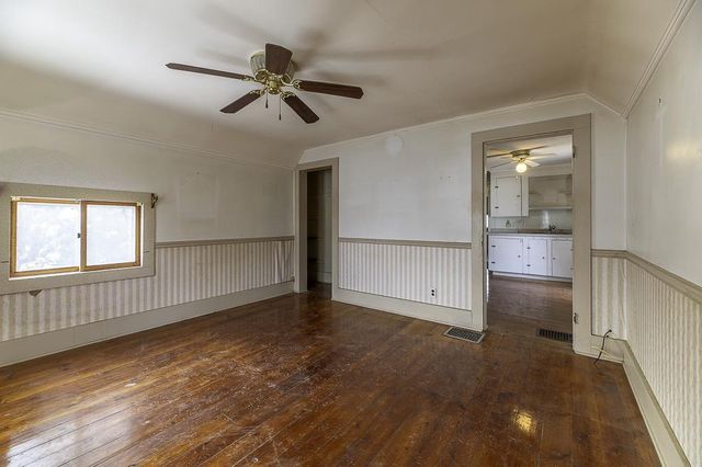 204 N Queen Street, Whitewater, WI 53190