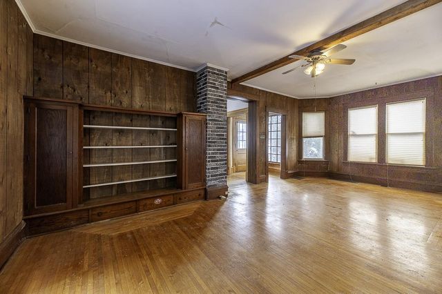 204 N Queen Street, Whitewater, WI 53190