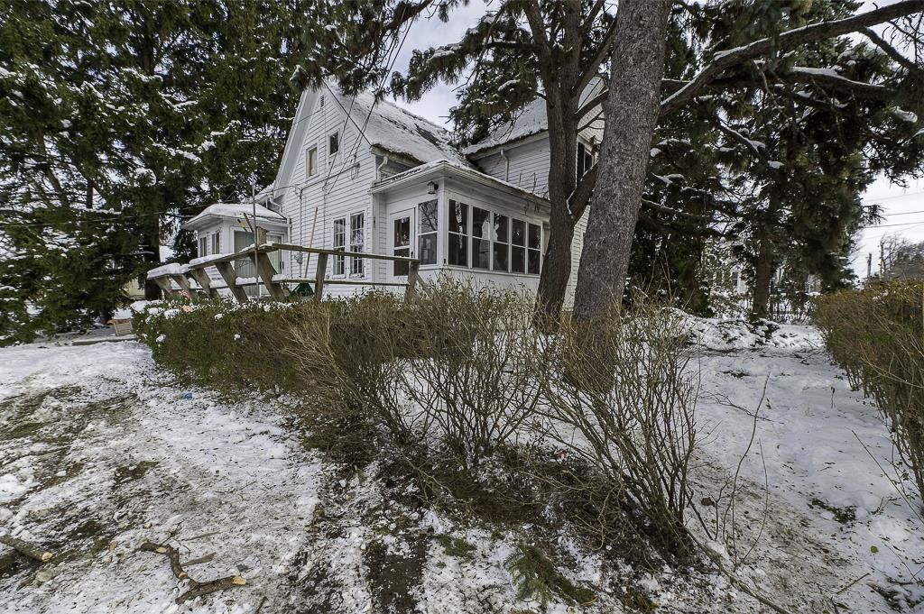 204 N Queen Street, Whitewater, WI 53190