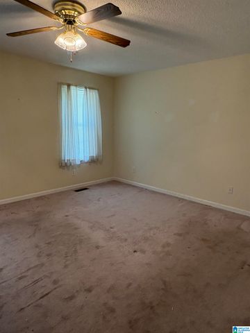 1090 PARK ROAD, Bessemer, AL 35023