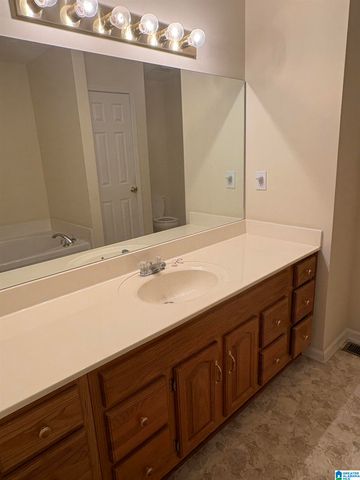 1090 PARK ROAD, Bessemer, AL 35023