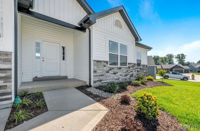 503 Spruce Hollow Ct, Wentzville, MO 63385