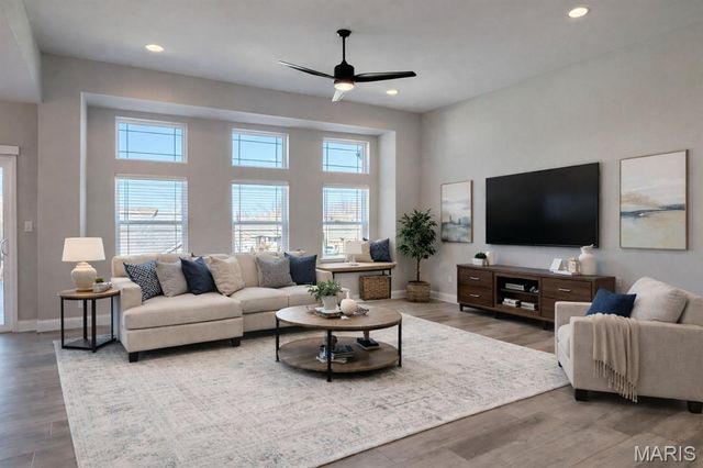 503 Spruce Hollow Ct, Wentzville, MO 63385