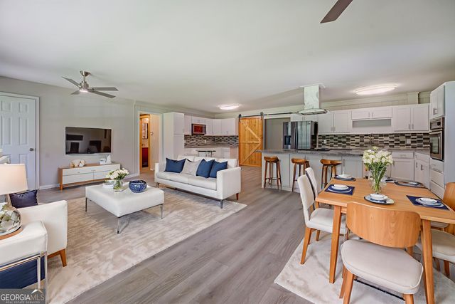 635 Jackson Lake Road, Mansfield, GA 30055