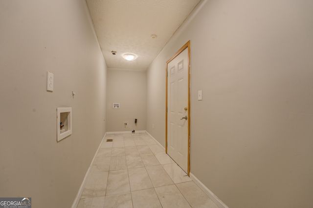 635 Jackson Lake Road, Mansfield, GA 30055