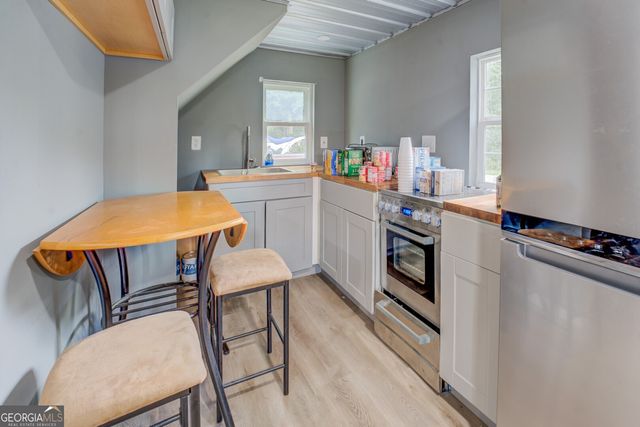 635 Jackson Lake Road, Mansfield, GA 30055