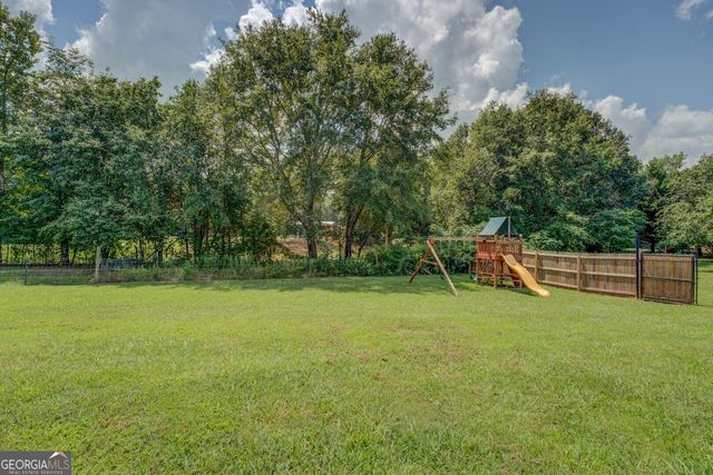 635 Jackson Lake Road, Mansfield, GA 30055