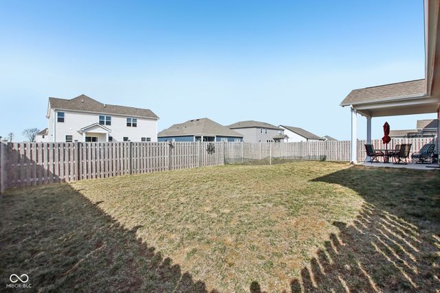 2600 Redding Drive, Whitestown, IN 46075