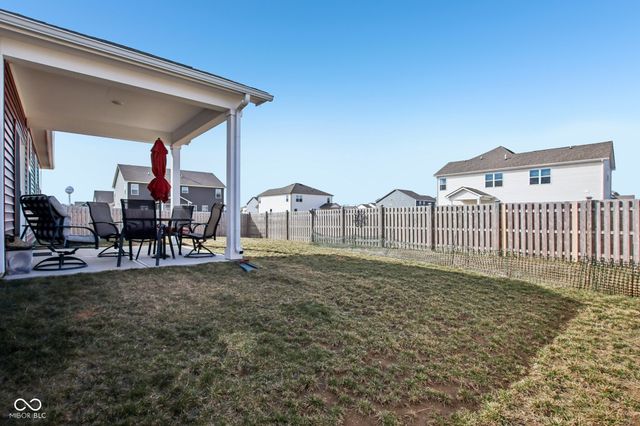 2600 Redding Drive, Whitestown, IN 46075