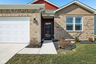 2600 Redding Drive, Whitestown, IN 46075