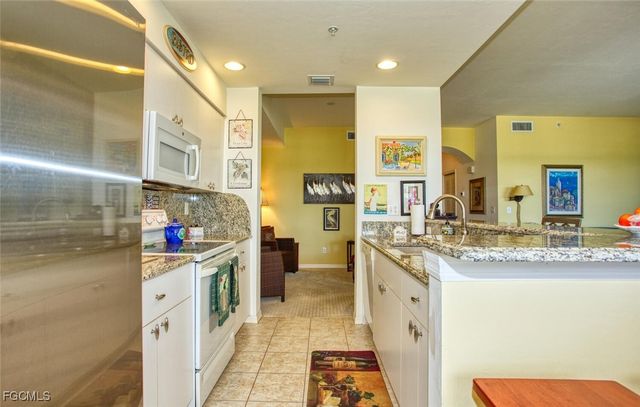 8066 Queen Palm LN 513, Fort Myers, FL 33966