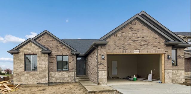 45550 Gable Drive, Macomb, MI 48044
